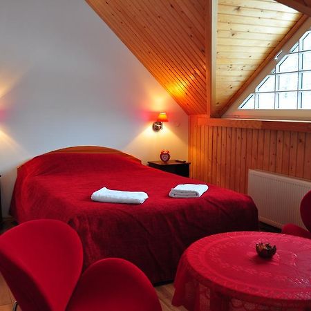 Guesthouse Leiputrija Ādaži Kültér fotó