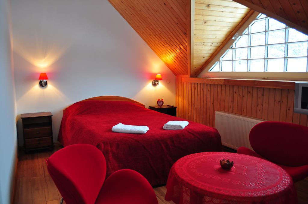 Guesthouse Leiputrija Ādaži Kültér fotó
