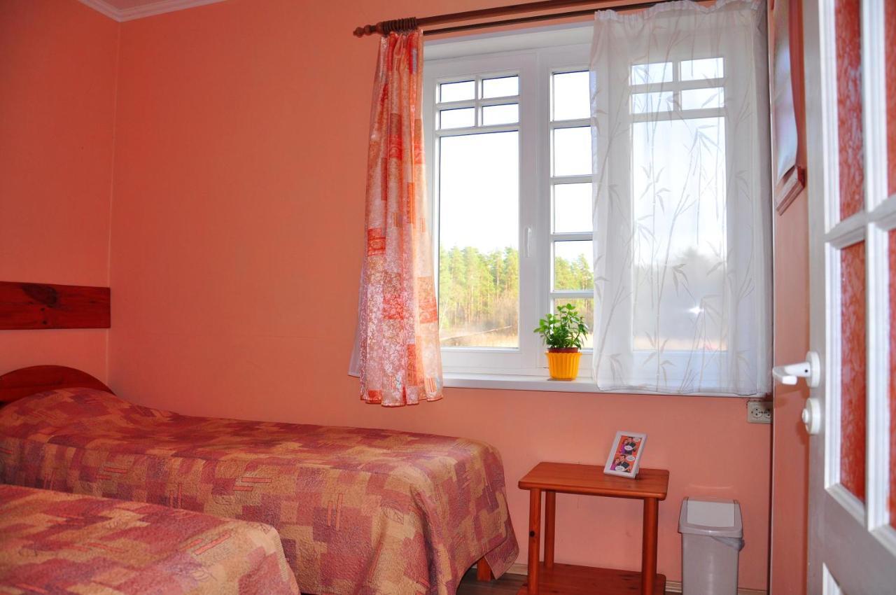 Guesthouse Leiputrija Ādaži Kültér fotó