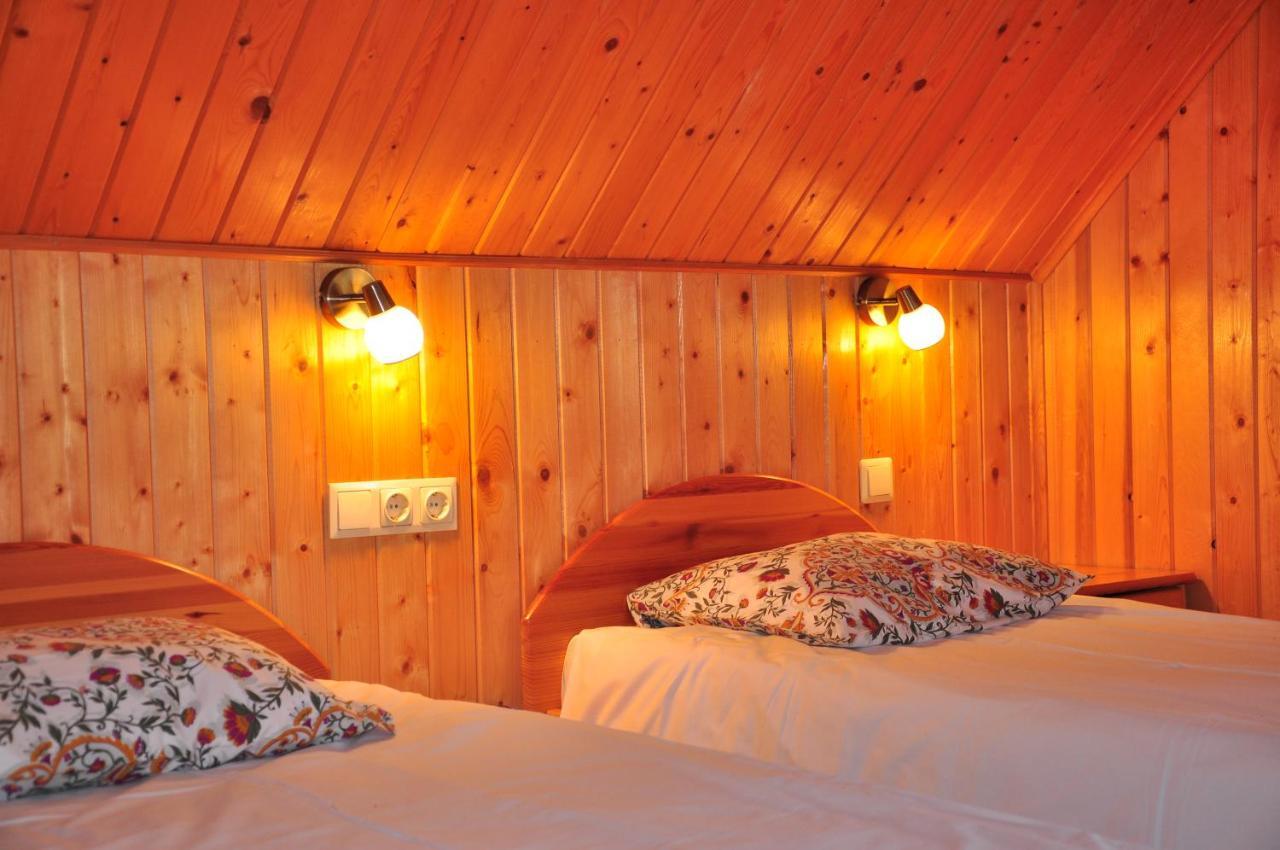 Guesthouse Leiputrija Ādaži Kültér fotó